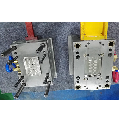 Automotive Diode Plastic Car Component 8 Cavities Injection Mould